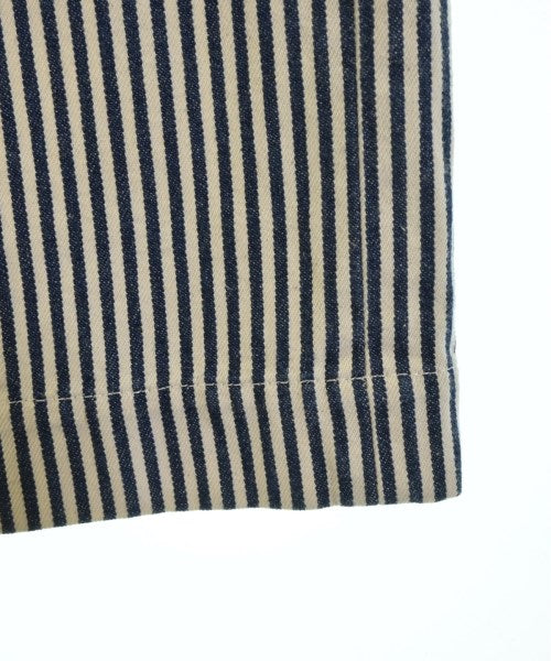 SHIPS any กางเกง อื่น