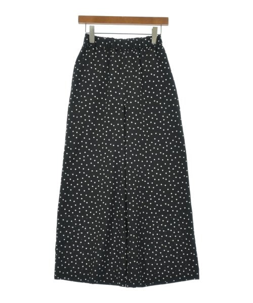 SHIPS any กางเกง อื่น