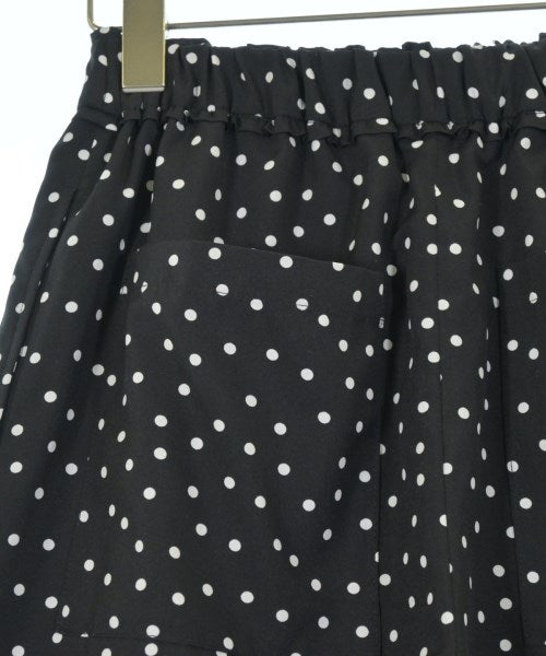 SHIPS any กางเกง อื่น