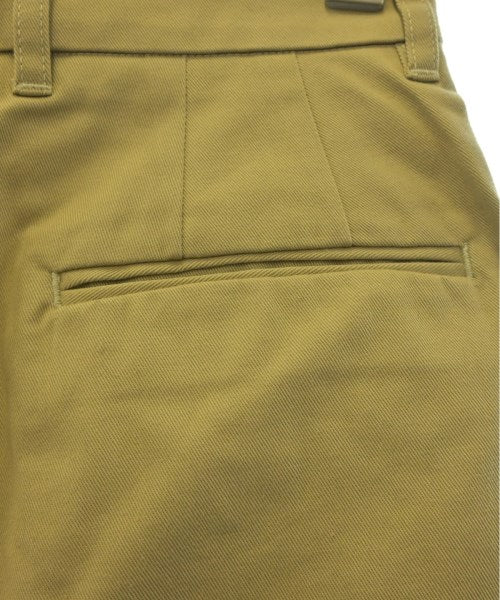 SHIPS any กางเกง อื่น