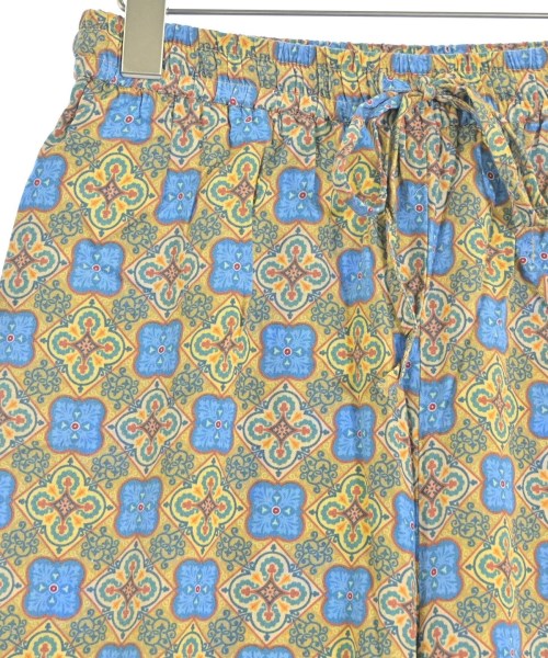 SHIPS any กางเกง อื่น