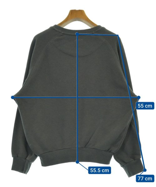 GUESS เสื้อยืด/เสื้อท็อปส์