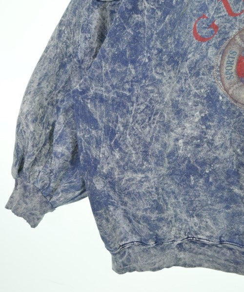 GUESS เสื้อสเวตเตอร์