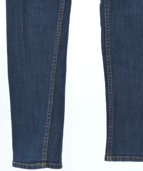 GUESS ยีนส์