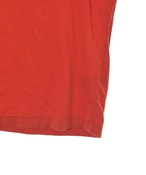 GUESS เสื้อยืด/เสื้อท็อปส์