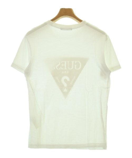 GUESS เสื้อยืด/เสื้อท็อปส์