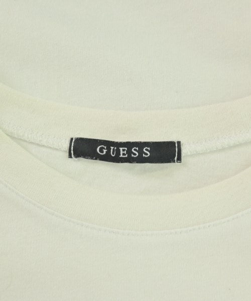 GUESS เสื้อยืด/เสื้อท็อปส์