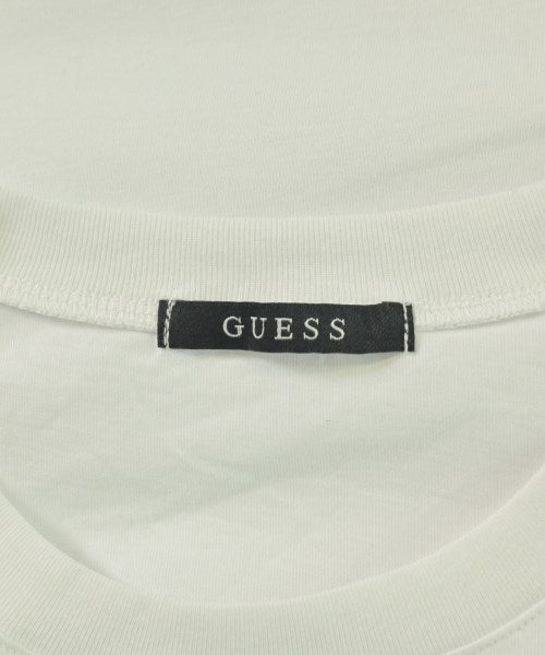 GUESS เสื้อยืด/เสื้อท็อปส์
