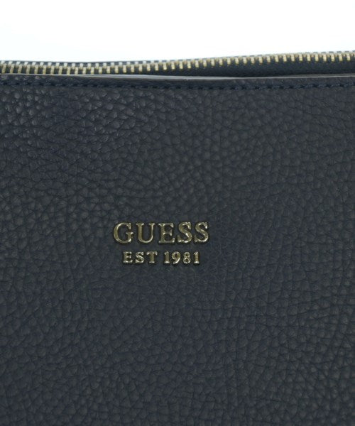 GUESS กระเป๋าสะพาย