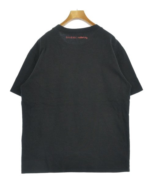 GUESS เสื้อยืด/เสื้อท็อปส์