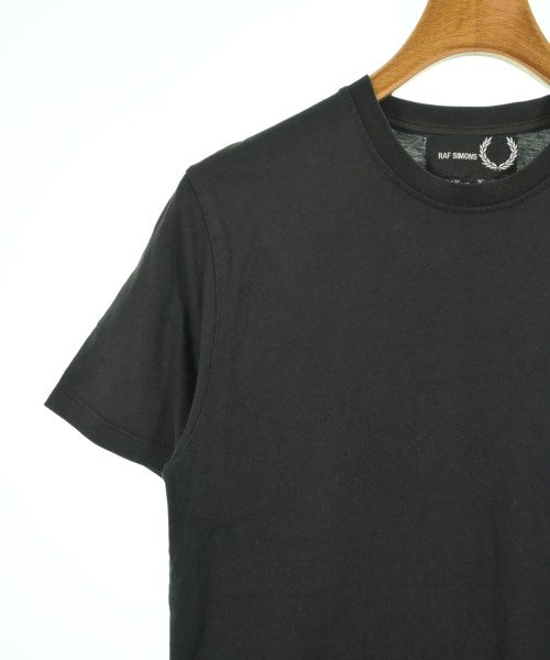 FRED PERRY เสื้อยืด/เสื้อท็อปส์