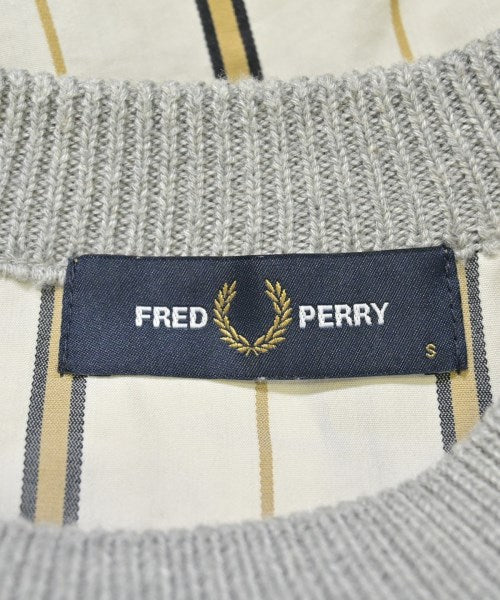 FRED PERRY เสื้อกันหนาว
