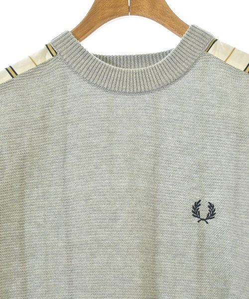 FRED PERRY เสื้อกันหนาว