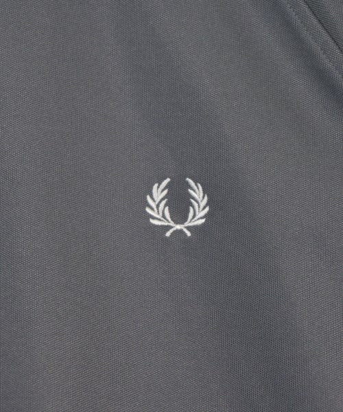 FRED PERRY เสื้อยืด/เสื้อท็อปส์