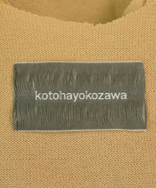 kotohayokozawa เสื้อสายเดี่ยว