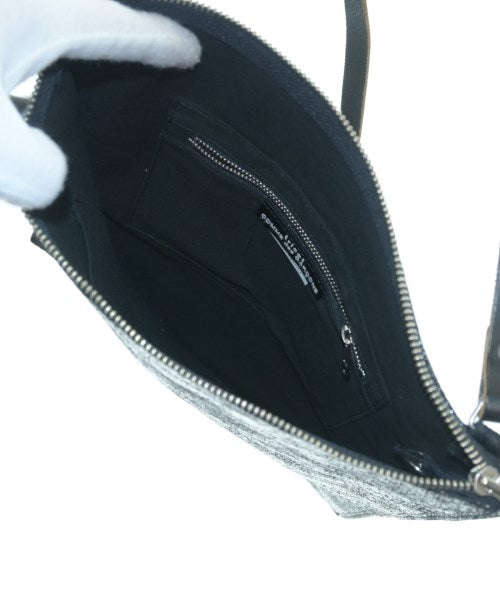 tricot COMME des GARCONS กระเป๋าสะพาย
