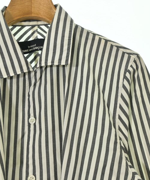 tricot COMME des GARCONS เสื้อลำลอง