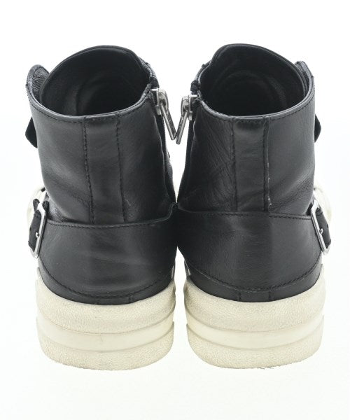JUNYA WATANABE รองเท้าผ้าใบ