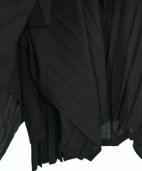 JUNYA WATANABE กระโปรงยาวถึงเข่า
