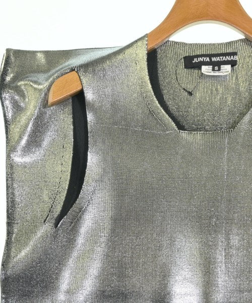 JUNYA WATANABE เสื้อแขนกุด