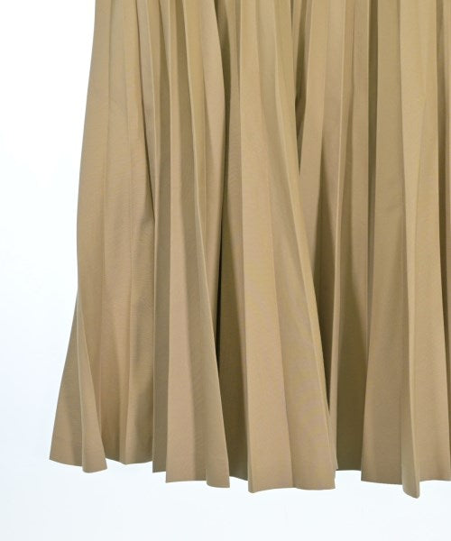 JUNYA WATANABE กระโปรงยาวถึงเข่า