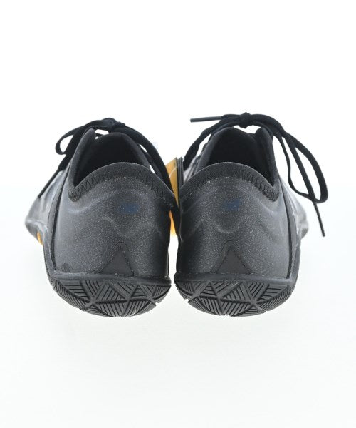 JUNYA WATANABE รองเท้าผ้าใบ