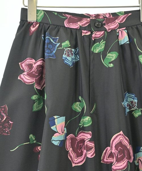robe de chambre กระโปรงยาวถึงเข่า