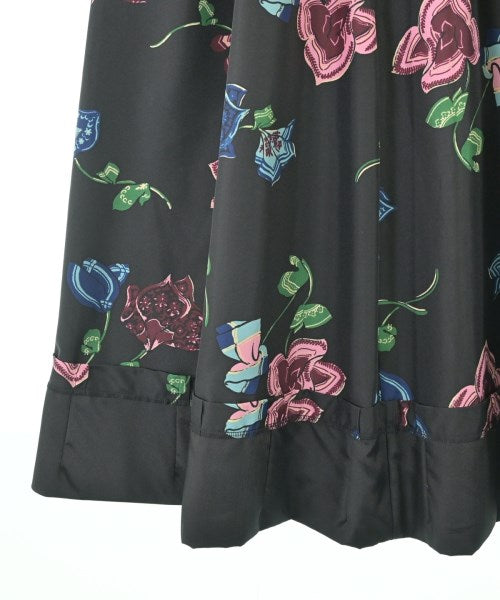 robe de chambre กระโปรงยาวถึงเข่า