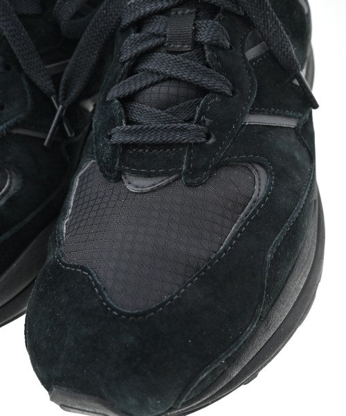COMME des GARCONS HOMME รองเท้าผ้าใบ