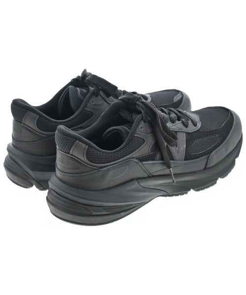 COMME des GARCONS HOMME รองเท้าผ้าใบ