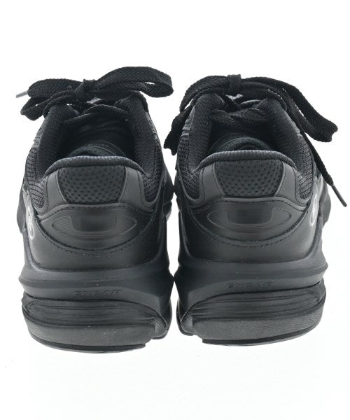 COMME des GARCONS HOMME รองเท้าผ้าใบ