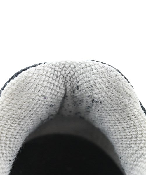 COMME des GARCONS HOMME รองเท้าผ้าใบ