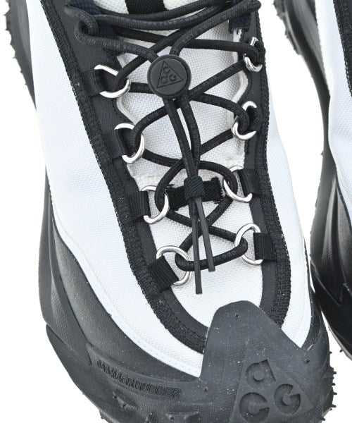 COMME des GARCONS HOMME PLUS รองเท้าผ้าใบ