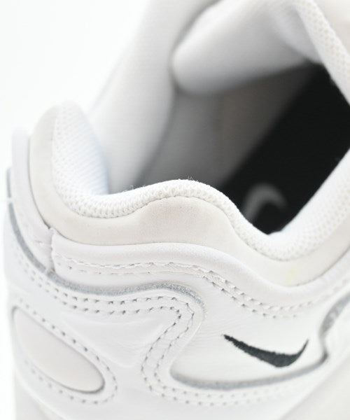 COMME des GARCONS HOMME PLUS รองเท้าผ้าใบ