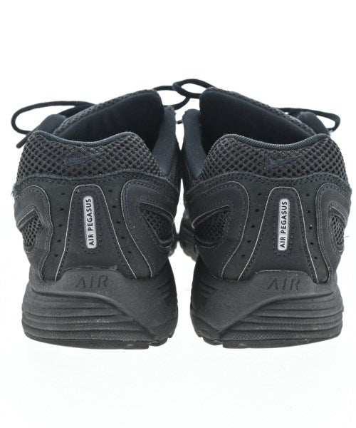 COMME des GARCONS HOMME PLUS รองเท้าผ้าใบ