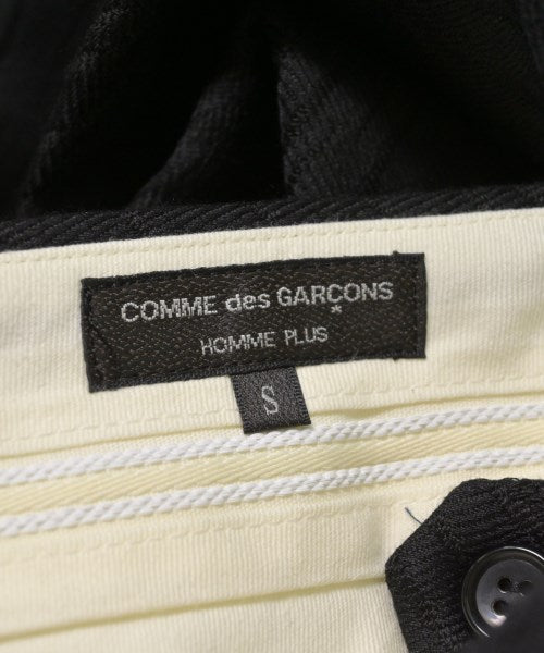 COMME des GARCONS HOMME PLUS กางเกงขาสั้น