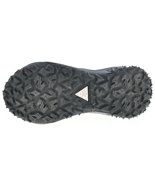 COMME des GARCONS HOMME PLUS รองเท้าผ้าใบ