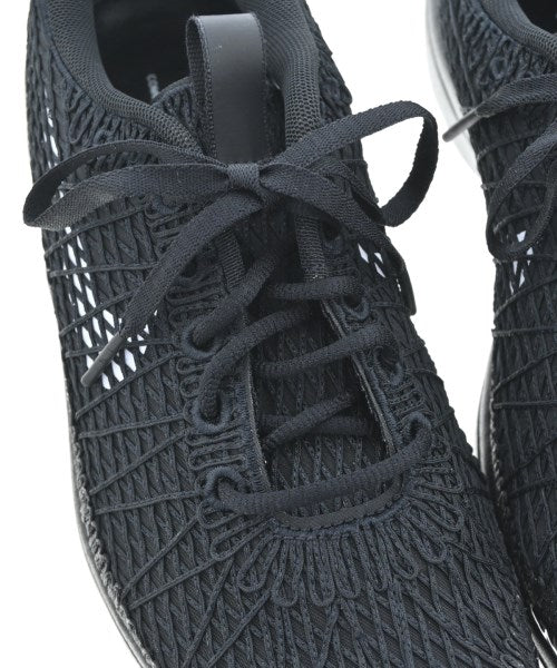 COMME des GARCONS HOMME PLUS รองเท้าผ้าใบ