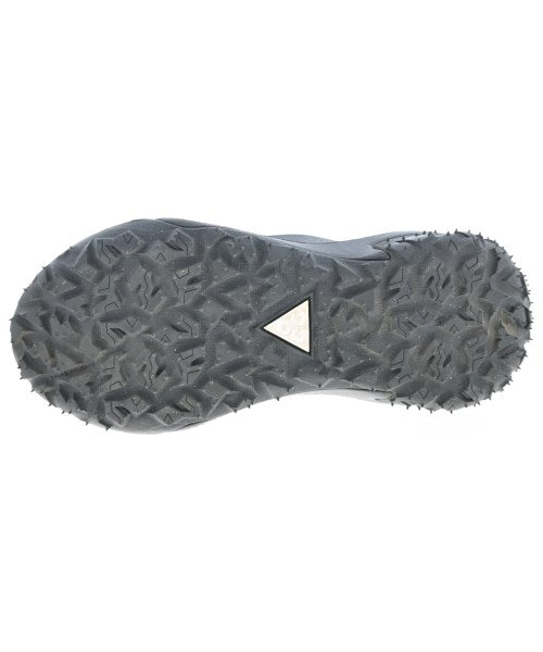 COMME des GARCONS HOMME PLUS รองเท้าผ้าใบ