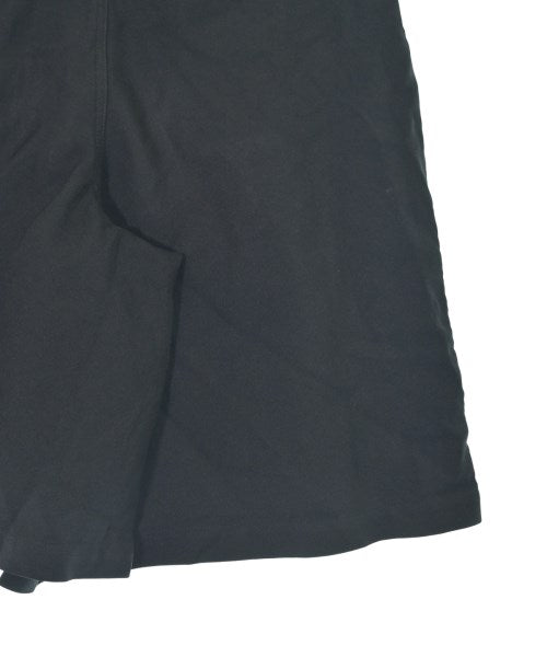 COMME des GARCONS HOMME PLUS กางเกงขาสั้น