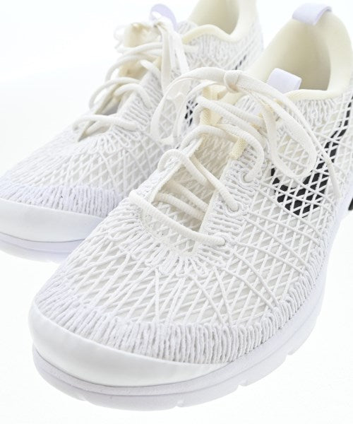 COMME des GARCONS HOMME PLUS รองเท้าผ้าใบ