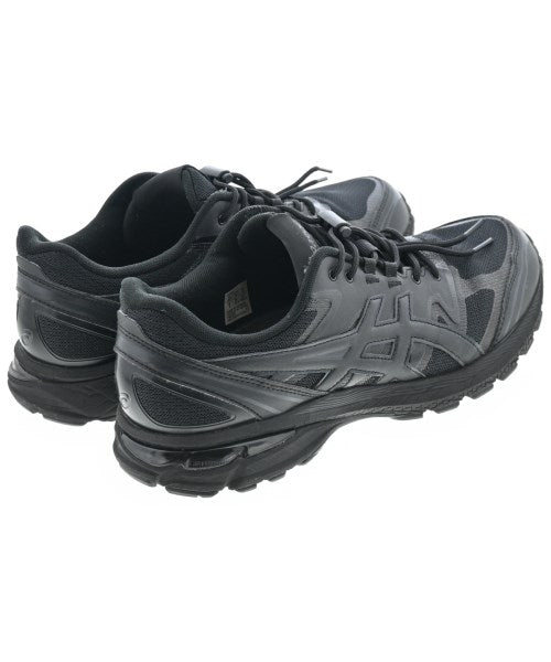 COMME des GARCONS SHIRT รองเท้าผ้าใบ