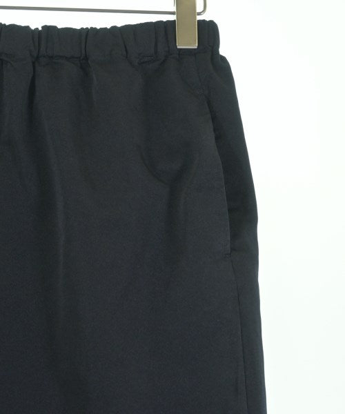 COMME des GARCONS COMME des GARCONS กระโปรงยาวถึงเข่า
