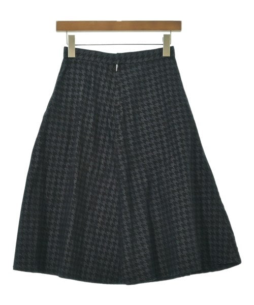 COMME des GARCONS COMME des GARCONS กระโปรงยาวถึงเข่า