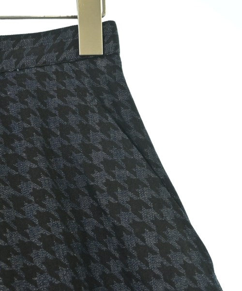 COMME des GARCONS COMME des GARCONS กระโปรงยาวถึงเข่า