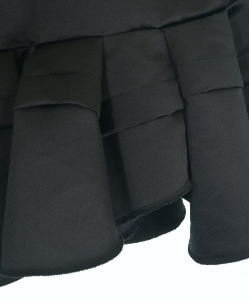 COMME des GARCONS COMME des GARCONS กระโปรงยาวถึงเข่า