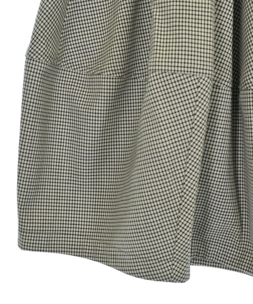 COMME des GARCONS COMME des GARCONS กระโปรงยาวถึงเข่า