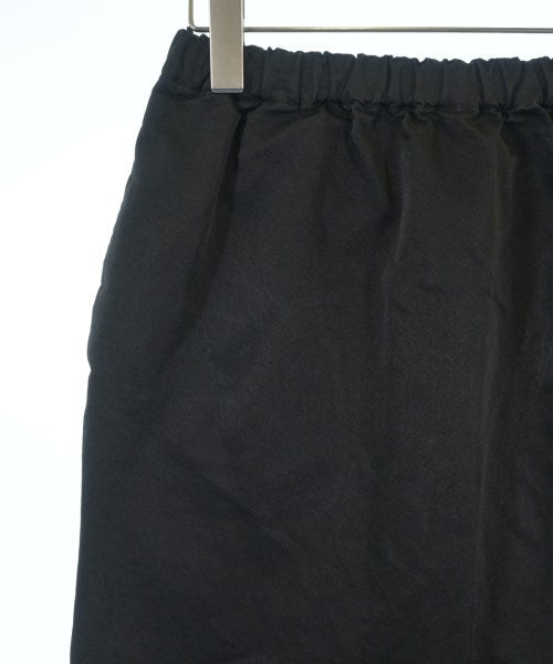 COMME des GARCONS COMME des GARCONS กระโปรงยาวถึงเข่า
