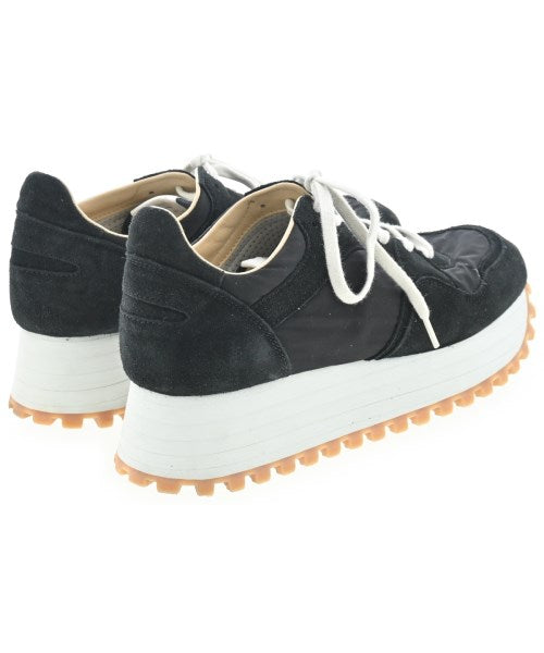 COMME des GARCONS COMME des GARCONS รองเท้าผ้าใบ