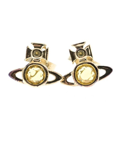 Vivienne Westwood เจาะ
